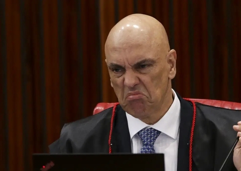 Moraes nega pedido de Bolsonaro para não comparecer a interrogatório