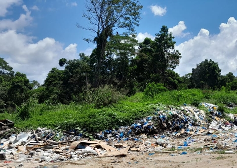 Ibama denuncia lixão a céu aberto e garimpo ilegal em Japurá
