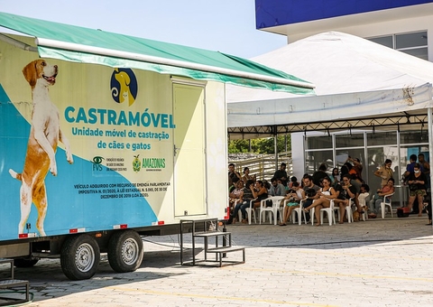 Castramóvel retoma castrações solidárias no Parque Dez; saiba como agendar
