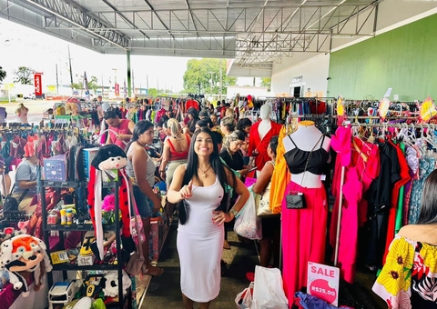 Bazar da Rayana acontece neste sábado no estacionamento de supermercado em Manaus 