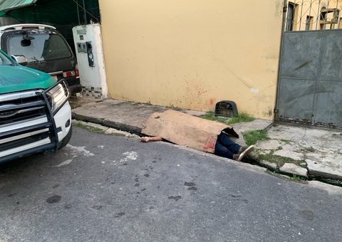 Vendedor de milho é assassinado com tiros na cabeça em Manaus