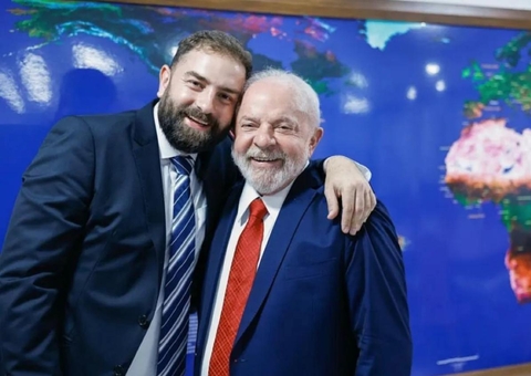 Morando no Amazonas, filho de Lula defende BR-319 e mostrará situação ao pai