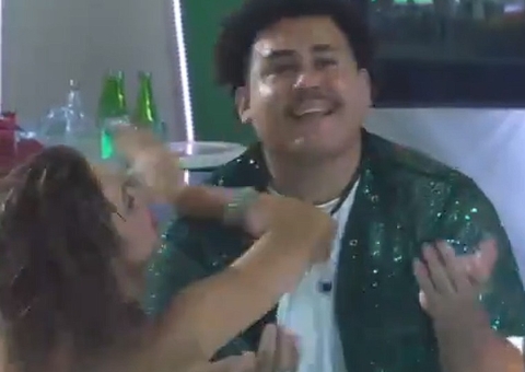BBB24: Internautas pedem expulsão de Bia após atitude de sister em festa