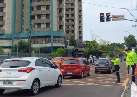 Constantino Nery e Djalma Batista: avenidas são interditadas para corrida no domingo