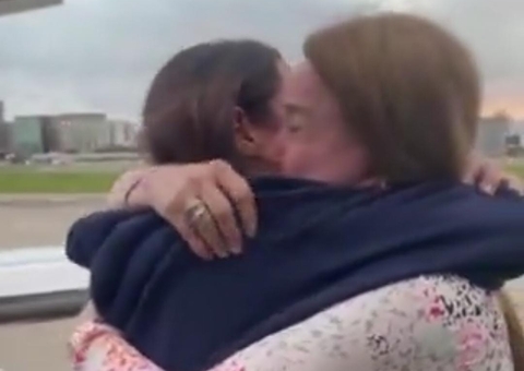 Wanessa mostra momento do reencontro com a família