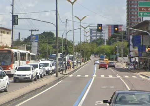 Interdição da avenida Constantino Nery é adiada