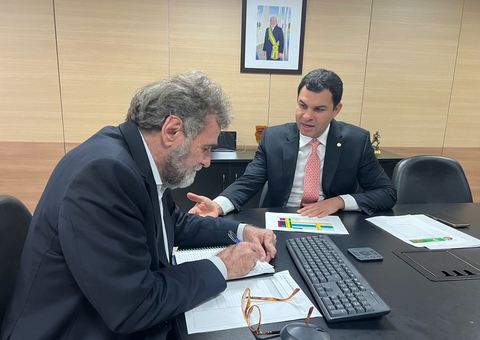 Deputado aciona Defesa Civil Nacional sobre cheia dos rios no interior do Amazonas