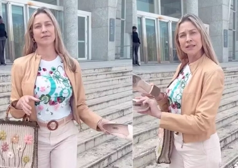 Luana Piovani faz protesto e 'bate os sapatos' após audiência com Pedro Scooby