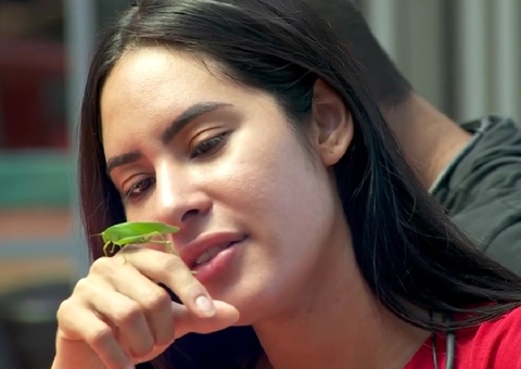 Isabelle fala de relação com grilo no BBB24