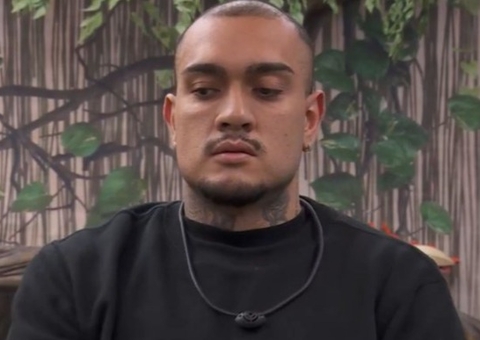 MC Bin Laden se estressa com Davi em divisão do mercado da Xepa