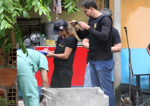 Com facadas pelo corpo, ‘Maradona’ é encontrado morto em casa no Zumbi