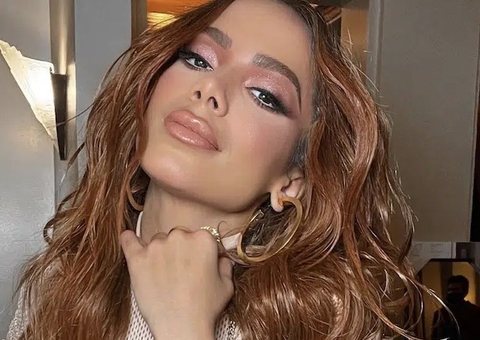 Neymar e mais famosos viajam para aniversário de Anitta em Miami 