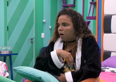 Pitel flagra Alane, Beatriz e Isabelle falando de voto em Fernanda