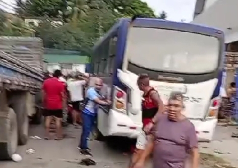 Motorista que matou 5 fiéis atropelados em procissão presta depoimento