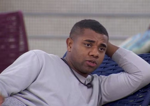 Davi diz que não consegue interagir com rivais e justifica: 'soldado ferido'