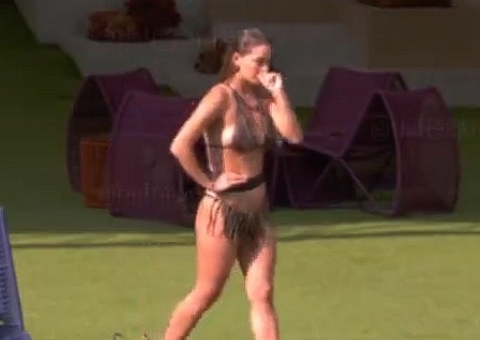 Beatriz recebe punição gravíssima e leva brothers para o 'Tá com Nada'