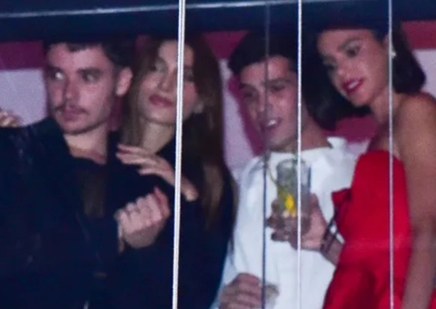 Bruna Marquezine e João Guilherme voltam a ser flagrados juntos em evento