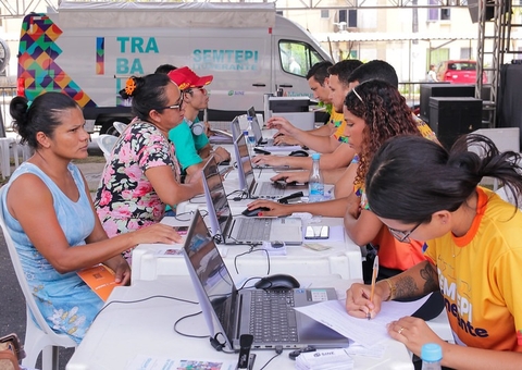 Com vagas de emprego, Sine nos Bairros chega ao Sambódromo nesta quinta