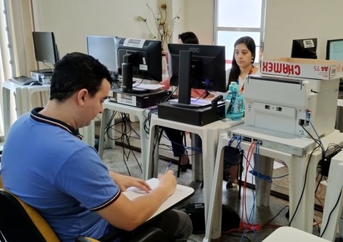 Aprovados no concurso da Semsa são convocados para tomar posse de cargos