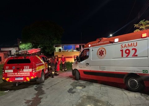 Tampa de fossa cede e idosa sofre queda de 2 metros em Flores