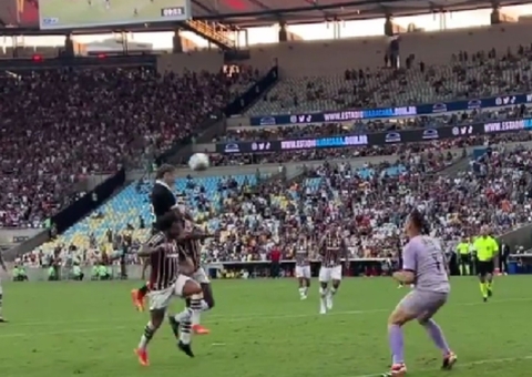Fluminense marca segundo gol, mas Vasco reage no 1º tempo do Brasileirão; vídeos