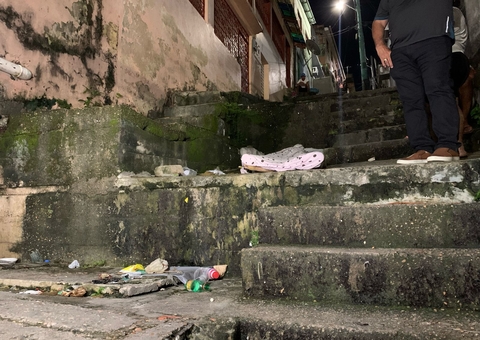 Homem morre após queda em escadaria em Manaus