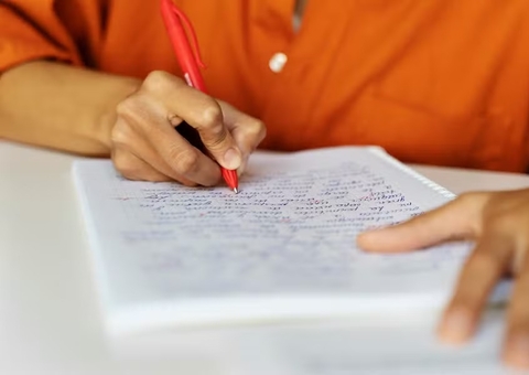 Concurso Unificado proíbe que candidato leve prova para casa e recebe críticas