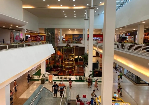 Veja horários de funcionamento do comércio em Manaus no Dia do Trabalhador