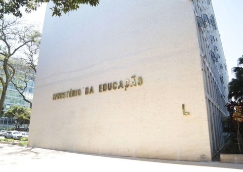 MEC vai apresentar protocolos para combater racismo em escolas