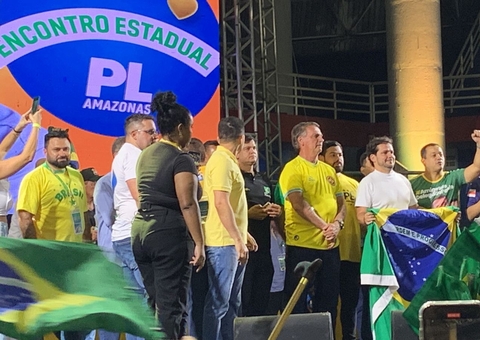 Alberto Neto lança pré-candidatura com presença de Bolsonaro e público menor que o esperado