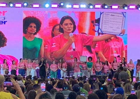 Michelle Bolsonaro recebe título de Cidadã do Amazonas 