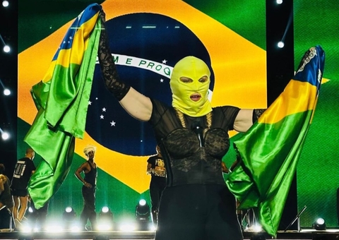 'Estão prontos?', pergunta Madonna nas redes sociais