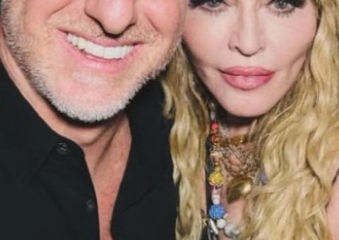 Luciano Huck posta foto ao lado de Madonna: 'ajudou a curar um país dividido'