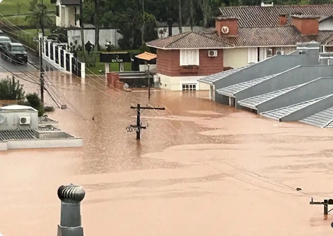 Governo Federal vai antecipar benefícios para moradores do RS; bolsa família está entre as medidas