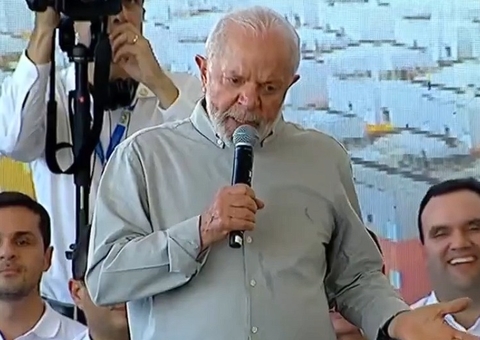 "Quando vai fechar a porteira?", pergunta Lula a mãe de 5 filhos em Alagoas