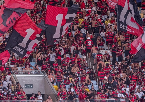 Flamengo vence Corinthians por 2 a 0 no Maracanã em partida pelo Brasileirão
