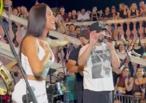 'Do Nada um Pagode': Isabelle é ovacionada em show comandado por Uendel Pinheiro