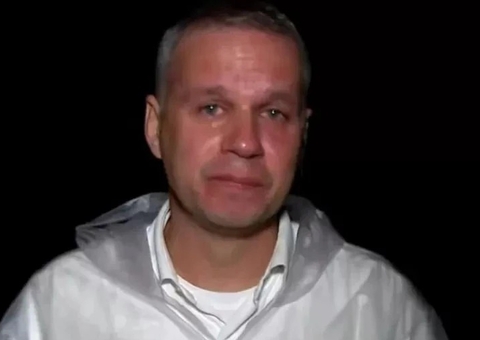 Âncora da CNN Brasil chora ao vivo durante cobertura da tragédia no RS