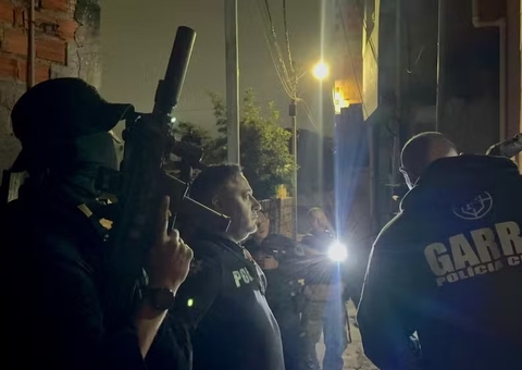 Casal de golpistas é preso por fraudar contas do RS para roubar doações