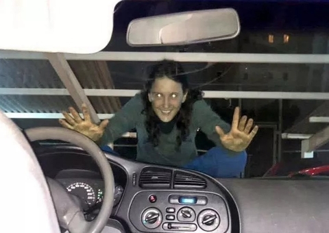 Bebê Rena? ‘Stalker' é presa após subir descontrolada em carro de vítima durante perseguição