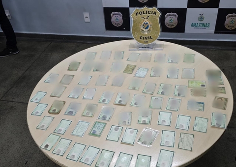 Grupo é preso por usar documentos falsos de 200 professores para fazer empréstimos em Manaus