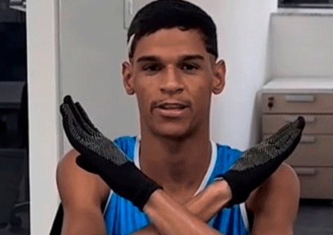 Luva de Pedreiro choca ao revelar que será pai pela segunda vez: 'Messi tá vindo aí'