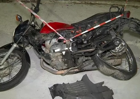 Carro de luxo decepa perna de mulher em moto por app durante racha; motorista fugiu