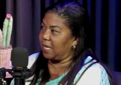 Mãe de Davi Brito abre o jogo sobre concorrer às eleições: 'atender o povo'