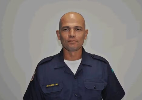 Adolescente que matou família fingiu ser o pai em mensagens à Guarda Municipal