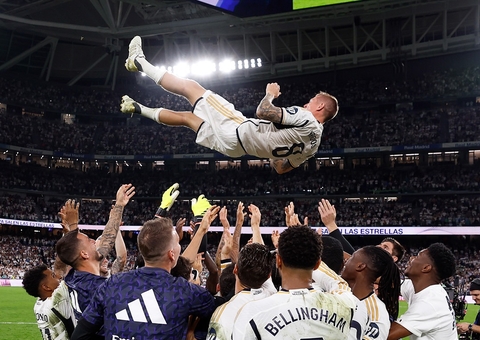 Real Madrid empata com Bétis no jogo de despedida de Kroos do Bernabéu