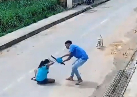Assaltante que derrubou mulher e bebê de moto usando terçado é preso em Tefé