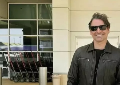 Filho adolescente de Murilo Rosa impressiona por altura: 'jogador de basquete?'