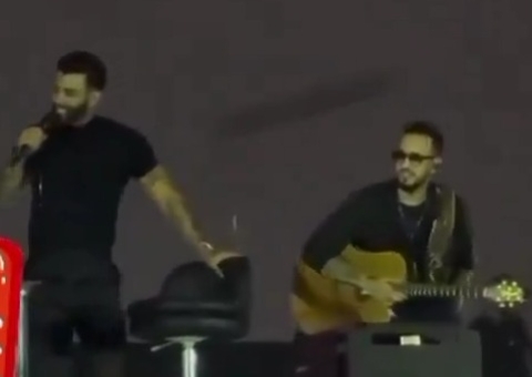 Gusttavo Lima dá bronca em fã fumando maconha em show: 'não tem vergonha?'