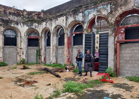 Amarrado, homem é espancado e deixado para morrer em prédio no Centro de Manaus
